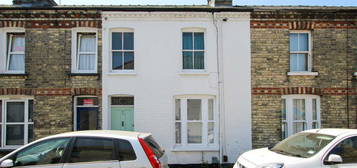 2 bedroom terraced house