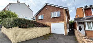 2 bed detached bungalow for sale