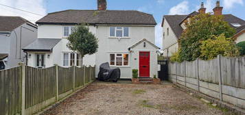 3 bed semi-detached house for sale