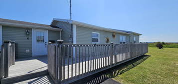 6 Peck St, Cape Breton, NS B1V 1T9