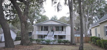 504 Glebe St, Beaufort, SC 29902