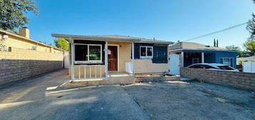 7714 Kyle St, Tujunga, CA 91042