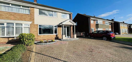 3 bedroom semi-detached house for sale