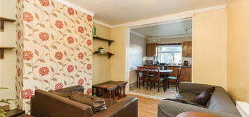 4 bedroom terraced house