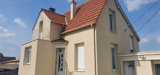 Maison  à vendre, 7 pièces, 4 chambres, 130 m²