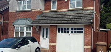 4 bedroom detached house