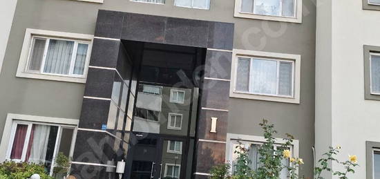 ÇORLU DA SATILIK 100 M2 2+1 SATILIK DAİRE ÇORLUPARKTA