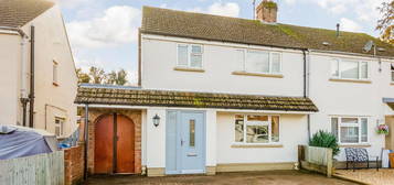 Semi-detached house to rent in Huxley Close, Wootton OX13