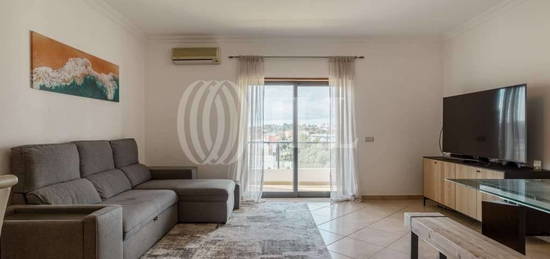 Apartamento T2 com varanda, em Portimão, Algarve