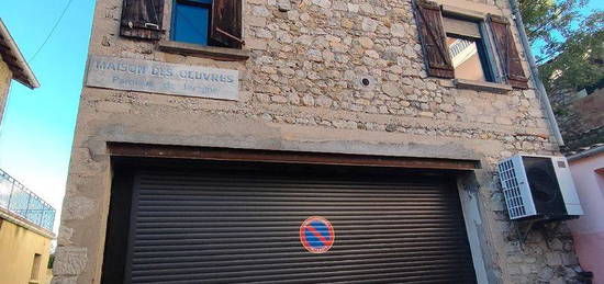 LOFT dans bâtisse en pierre