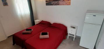 Suite Ibiza with private bathroom, fast wifi,patio