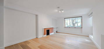 Flat to rent in Clifton Gardens, Little Venice W9