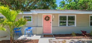 2121 Oak Ter, Sarasota, FL 34231