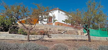 Chalet en polígono  en Albondón