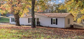 3079 Trace Creek Rd, White Bluff, TN 37187