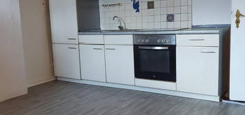 2 ZKB-Wohnung in einem Altbau in Groß-Ellershausen