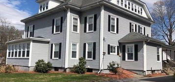 237 Water St #2R, Clinton, MA 01510