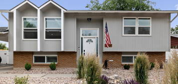 10455 S  Silver Mountain Dr, Sandy, UT 84094