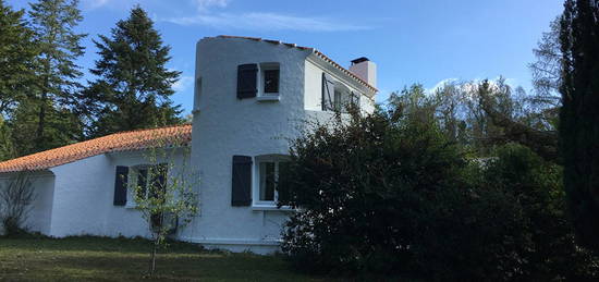 Vente maison 6 pièces 165 m²