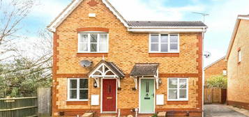 2 bedroom semi-detached house for sale