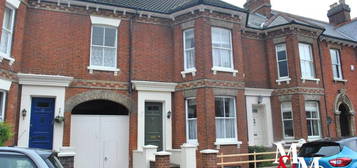 4 bedroom terraced house