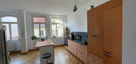 Sonnige, großzügige 5-Raum Wohnung, Innenstadt, frisch renoviert