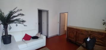 APPARTEMENT MEUBLE 3 PIECES DE 60,00 M2