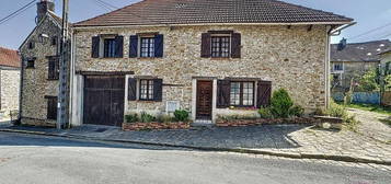 Maison  à vendre, 5 pièces, 3 chambres, 210 m²