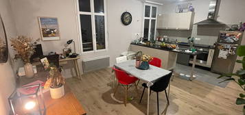 A LOUER - VANNES - APPARTEMENT T4