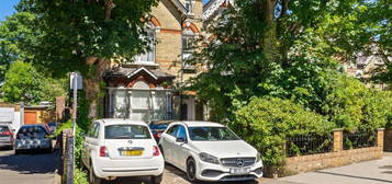 Flat for sale in 9 Kingston Hill, Kingston Upon Thames, Surrey KT2