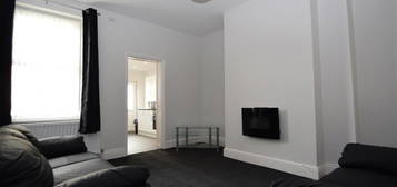 3 bed shared accommodation to rent