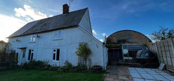 2 bedroom semi-detached house