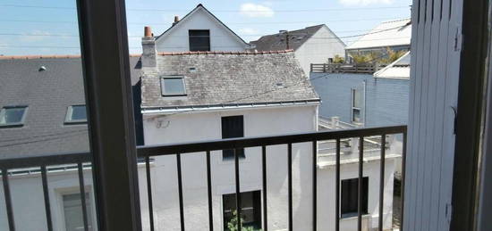 Appartement  à louer, 4 pièces, 3 chambres, 68 m²