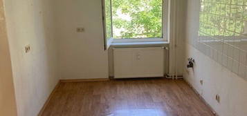 Quiet 2 bedrooms apartement, large bath with window, garden