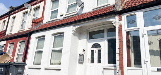 Terraced house for sale in Silverleigh Road, Thornton Heath CR7