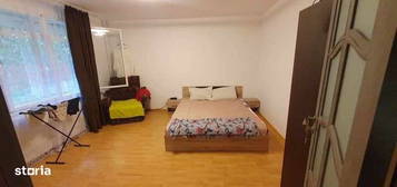 Apartament cu 1 camera Bulevardul Traian Piatra Neamt