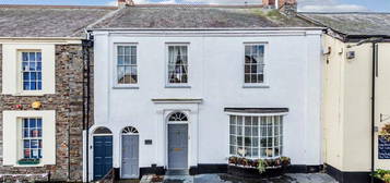 6 bedroom terraced house for sale