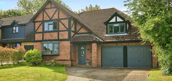 4 bedroom detached house