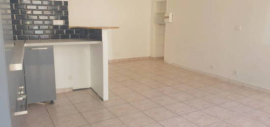 Studio  à vendre, 1 pièce, 27 m², Étage 0/–