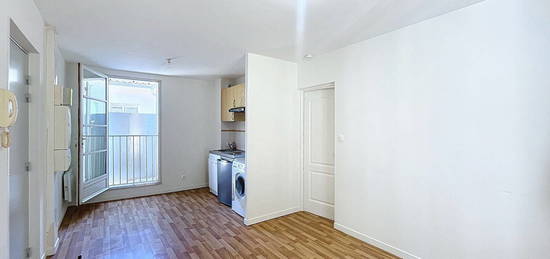 Appartement  à louer, 2 pièces, 1 chambre, 33 m²