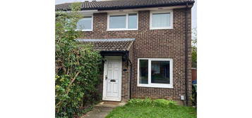 2 bed semi-detached house to rent