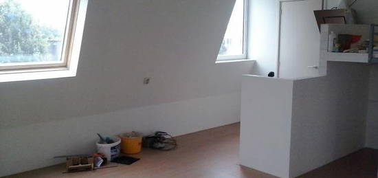 Nieuwe nette studio 30m2