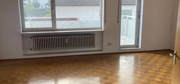 Ansprechende 4-Zimmer-Wohnung mit Balkon in Flörsheim