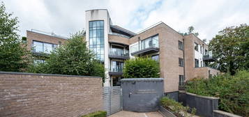 Flat for sale in Lower Richmond Road, West Putney, London SW15