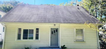 328 S College Ave, Bluefield, VA 24605