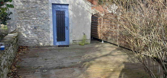 Location maison 45m² La Guerche/l'Aubois