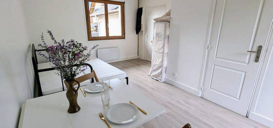 Studio meublé 20m²