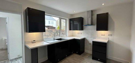 2 bedroom terraced house