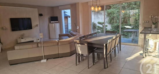 Location maison 5 pièces 113 m²