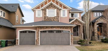 132 Aspen Cliff Close SW, Calgary, AB T3H 0L9